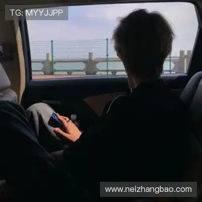 滑昊章
